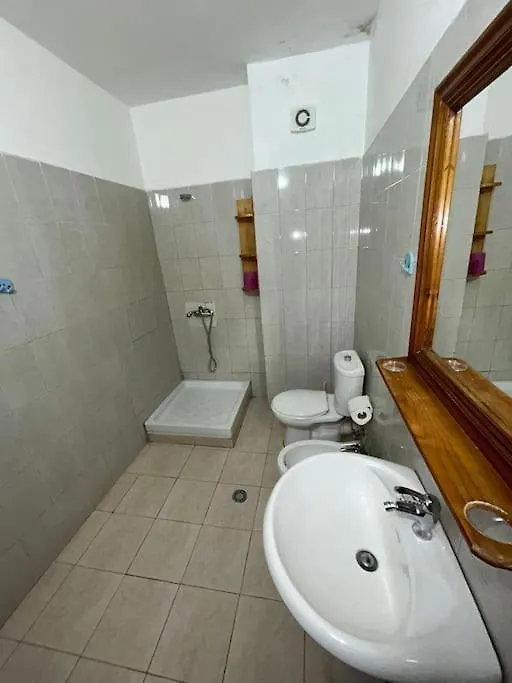 Rezidenca Hasanaj 18 Daire Dıraç Arnavutluk